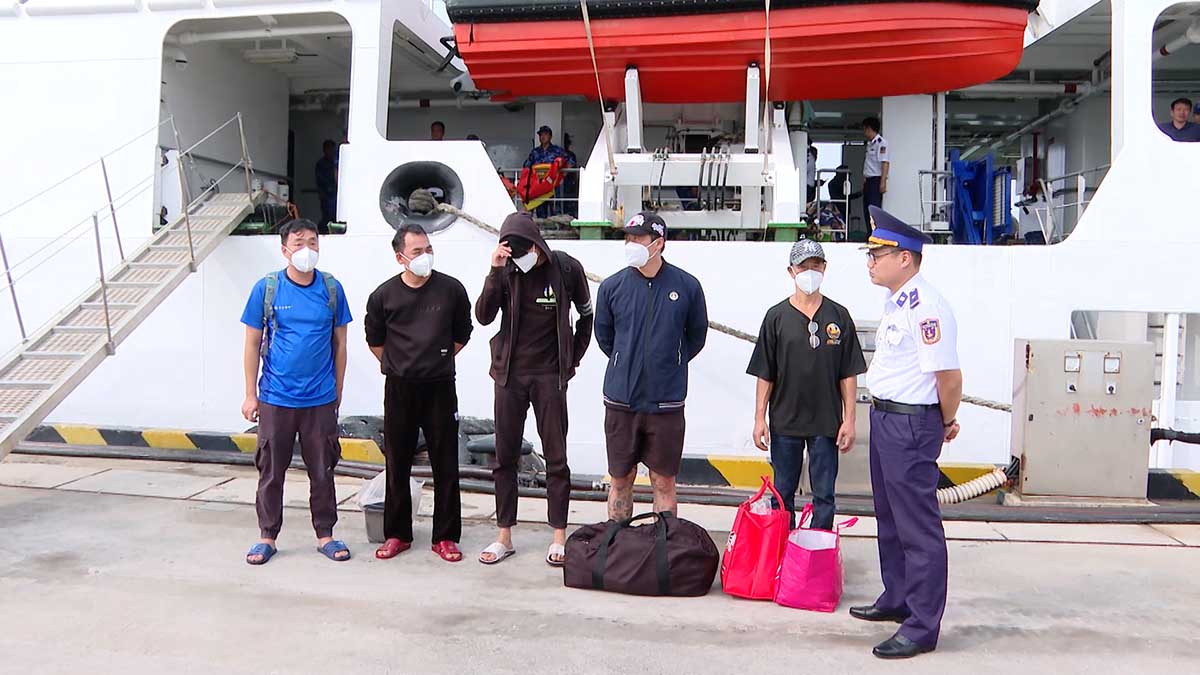Coast Guard ship brought 5 crew members safely to shore.
