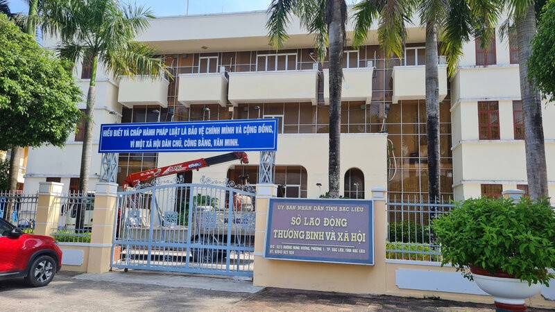 After the reorganization, the name of the Department of Labor, War Invalids and Social Affairs of Bac Lieu province will no longer be used. Photo: Nhat Ho