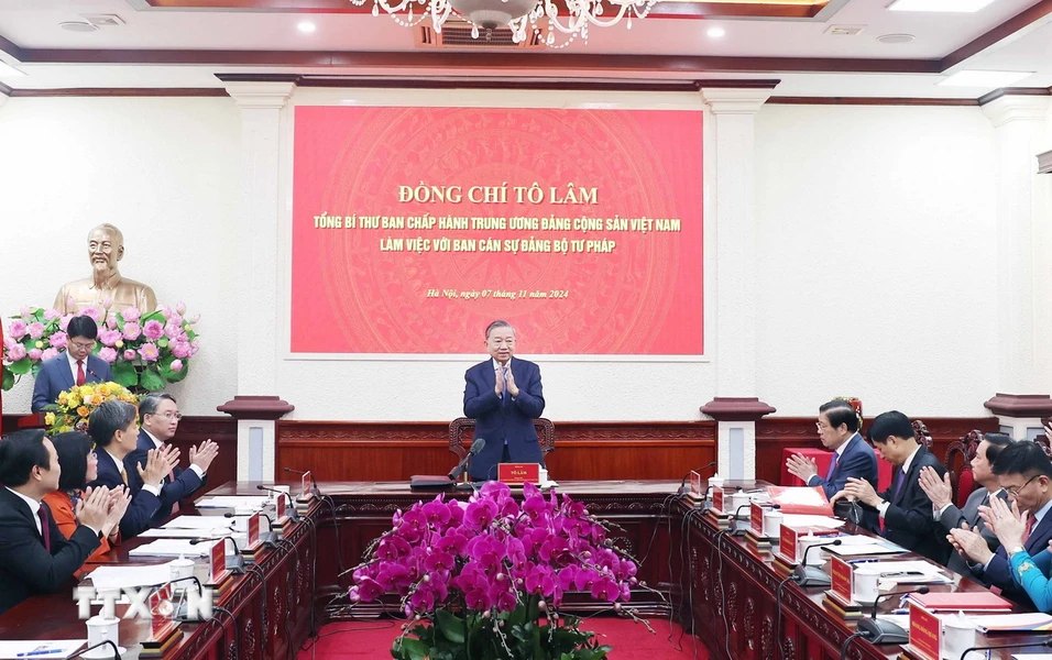 General Secretary To Lam works with the Party Committee of the Ministry of Justice. Photo: Ministry of Justice