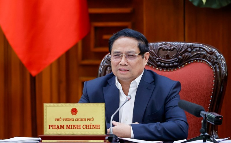 Prime Minister Pham Minh Chinh wrote an article titled "Innovation, creativity, acceleration, breakthrough, leading the country steadily into the era of national growth, development, wealth, civilization, and prosperity." Photo: Hai Nguyen