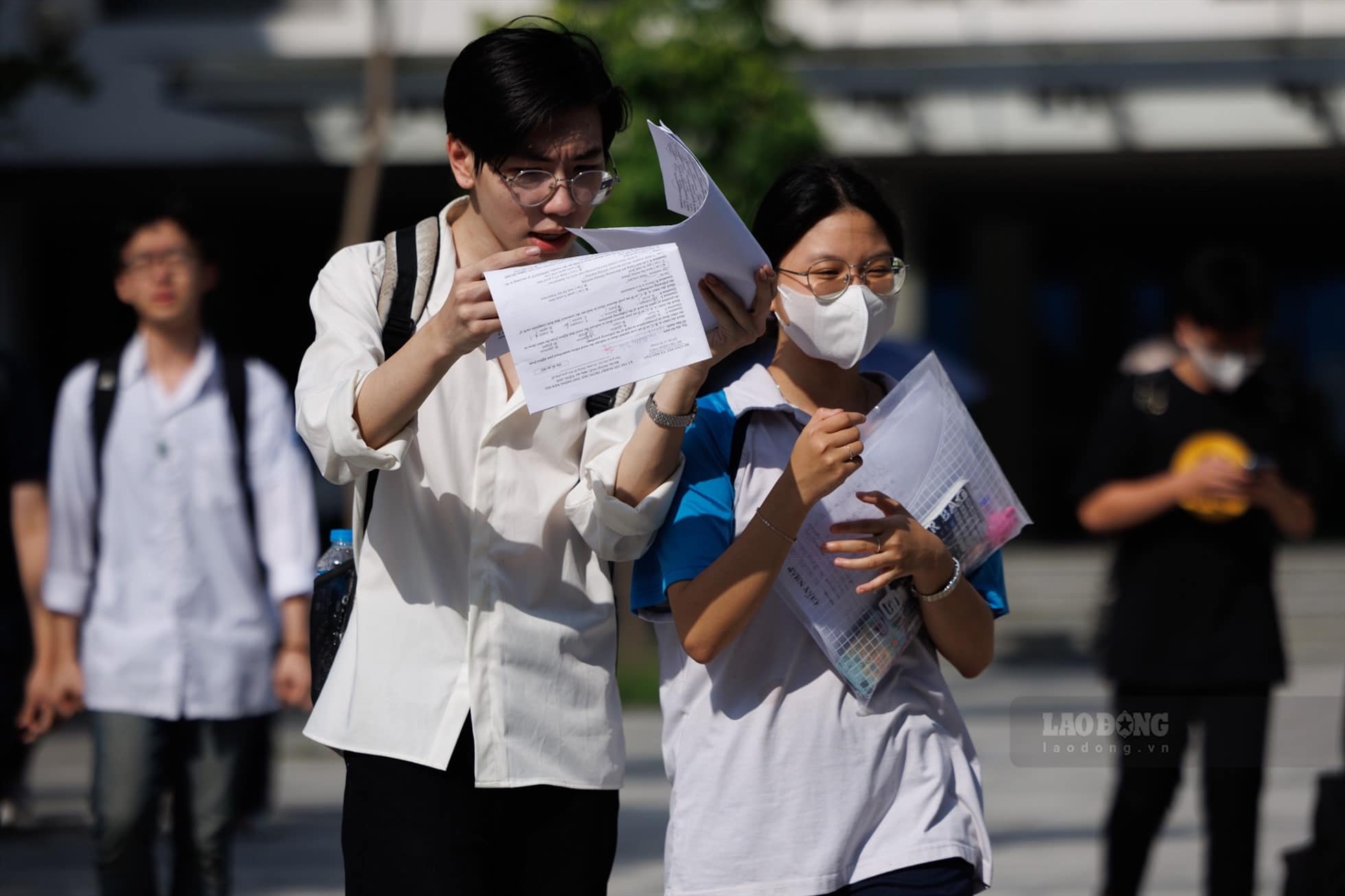 Heated debate on the Ministry of Education and Training's tightening of early admission quotas