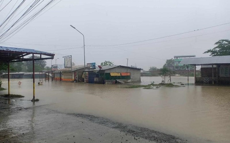 Water from the Pinacanauan River rises, causing flooding on the streets of Tuguegarao, Cagayan region, Philippines. Photo: Tuguegarao City Information Office