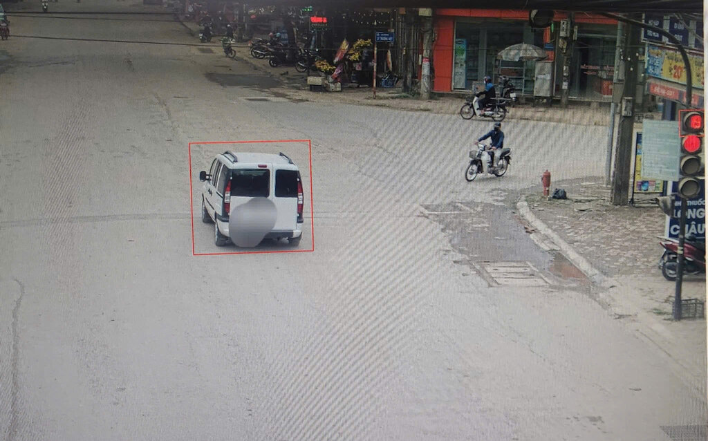 One of the vehicles fined from November 18 to November 24, 2024 in Hoa Binh province. Photo: Provided by the police