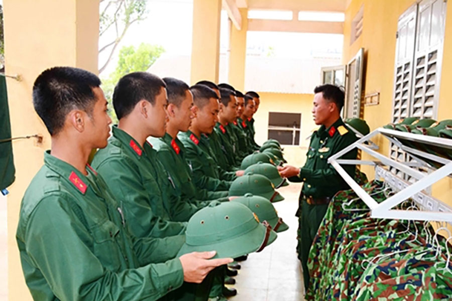 Regime and policies for non-commissioned officers and soldiers serving in the army