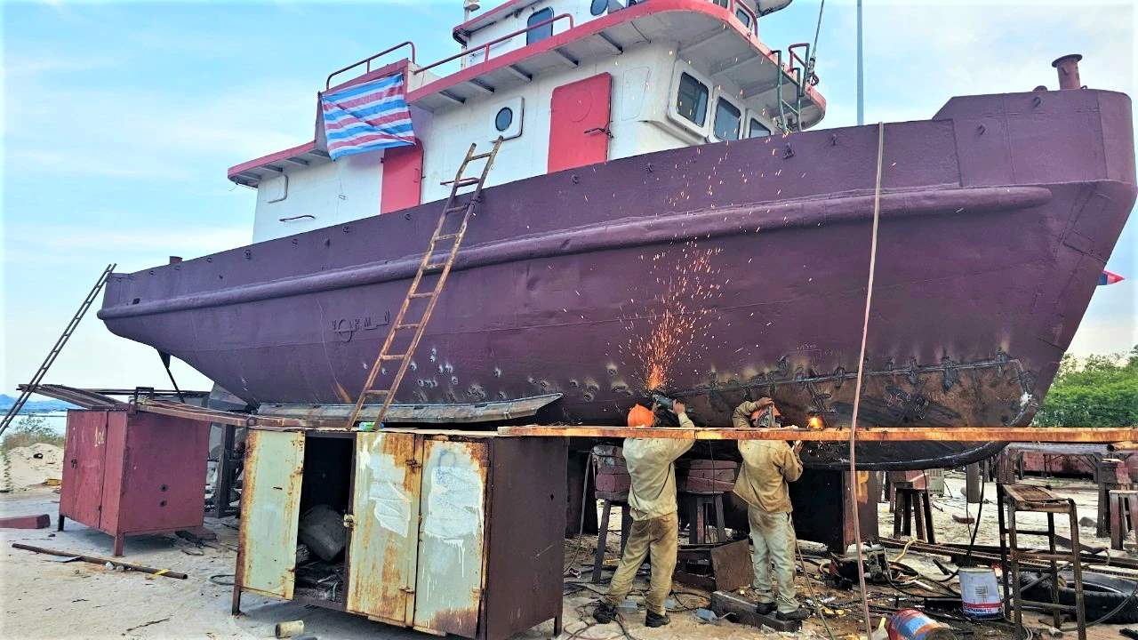 Opening bankruptcy proceedings against Cam Ranh Shipbuilding Company Limited (Khanh Hoa). Photo: Cao Son