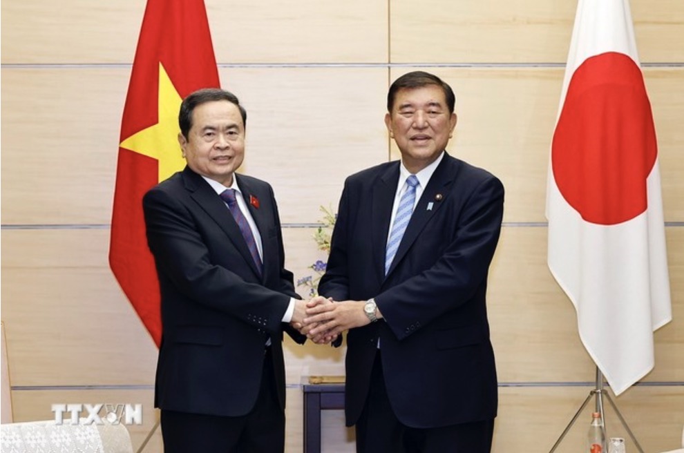 National Assembly Chairman Tran Thanh Man meets with Japanese Prime Minister Ishiba Shigeru. Photo: VNA