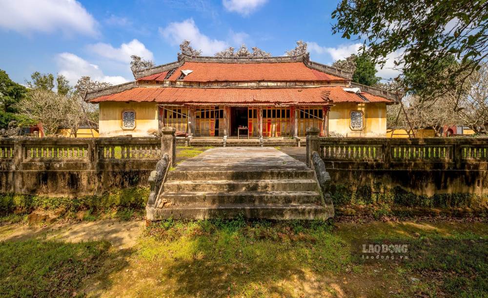 Toa lac o phia Dong Nam Hoang Thanh (Dai noi Hue), Thai To Mieu duoc xay dung duoi thoi vua Gia Long (nam 1804). Day la mieu tho cac vi chua Nguyen, tu chua Nguyen Hoang den chua Nguyen Phuc Thuan.