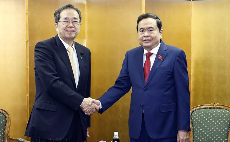 National Assembly Chairman Tran Thanh Man receives Chairman of the Japanese Komeito Party Saito Tetsuo. Photo: VNA