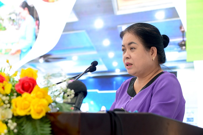 Ba Tran Thi Kim Phuong, Pho Chu tich Hoi LHPN tinh Soc Trang, chia se ve nhung tac dong tich cuc ma chuong trinh mang lai cho hoi vien phu nu. Anh: Nestle