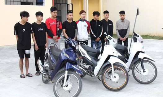 Các đối tượng tại cơ quan Công an. Ảnh: Công an tỉnh Hà Nam