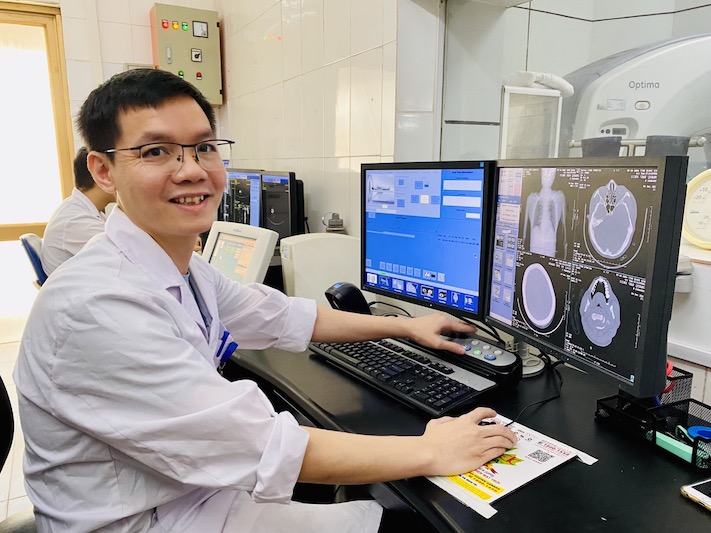 Digital transformation helps Quang Ninh General Hospital save billions of dong each month by not having to print films. Photo: Huong Giang