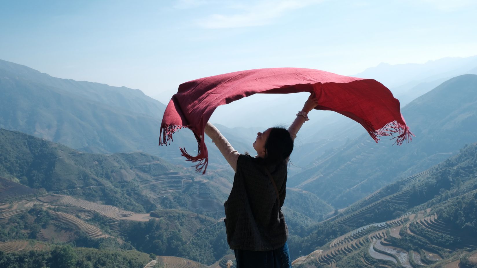 Tan huong bau khong khi trong lanh o Ta Xua, Bac Yen, Son La. Anh: Ngoc Anh