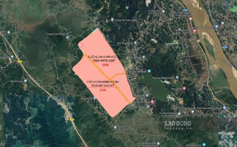 Dong Phi Industrial Cluster is the first industrial cluster in Ha Hoa district, surrounded by many important traffic routes. Photo: To Cong.