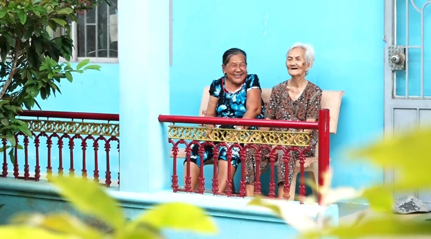 Duc Tho Nursing Home takes care of hundreds of elderly people