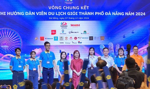 10 hướng dẫn viên du lịch Đà Nẵng lọt vào vòng chung kết hội thi năm 2024. Ảnh: Thùy Trang