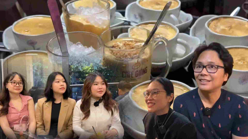 Traveling hundreds of kilometers to drink egg coffee and enjoy the cold wind. Photo: Thuy Linh