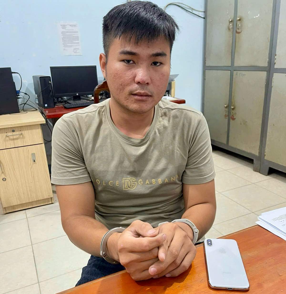 Vo Thieu Hoa tai co quan cong an. Anh: Cong an