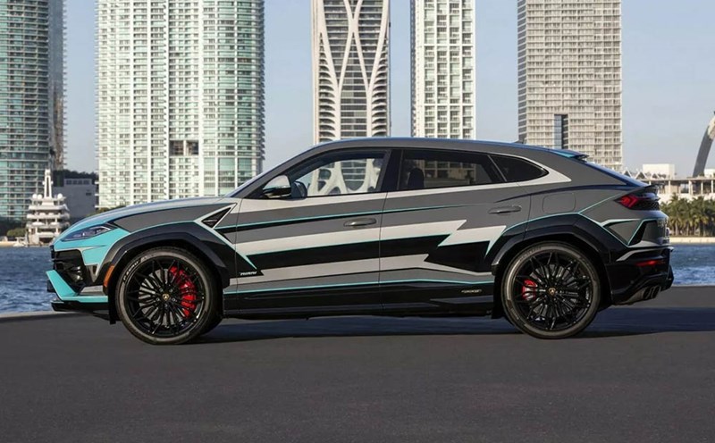 Lamborghini Urus SE with special design in Miami. Photo: Lamborghini