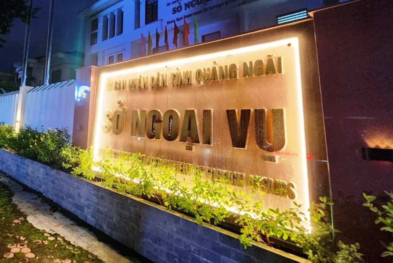 Ending the operation of the Department of Foreign Affairs of Quang Ngai province, transferring tasks to the Office of the Provincial People's Committee and the Office of the Provincial Party Committee. Photo: Vien Nguyen