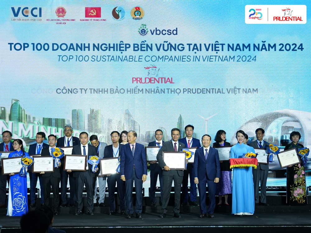 Prudential is in the top of Vietnam's Sustainable Enterprises 2024. Photo: Provided by the company