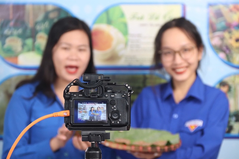 Da Nang youth apply technology in startups. Photo: Nguyen Linh