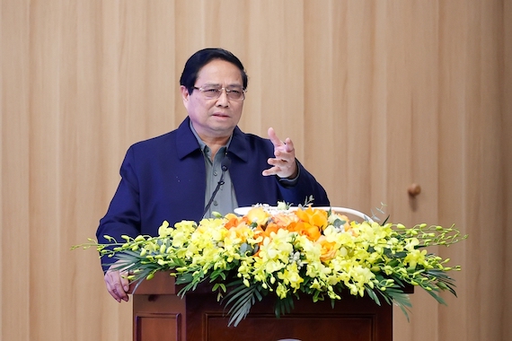 Prime Minister Pham Minh Chinh emphasized: Building century-old projects, absolutely not allowing power shortages with double-digit economic growth. Photo: VGP/Nhat Bac