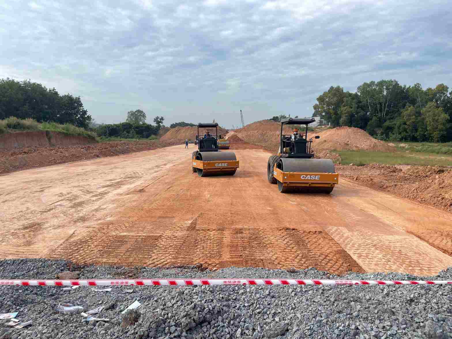 There are 449 cases of resettlement when implementing the Ho Chi Minh City Ring Road 3 project through Binh Duong. Photo: Dinh Trong