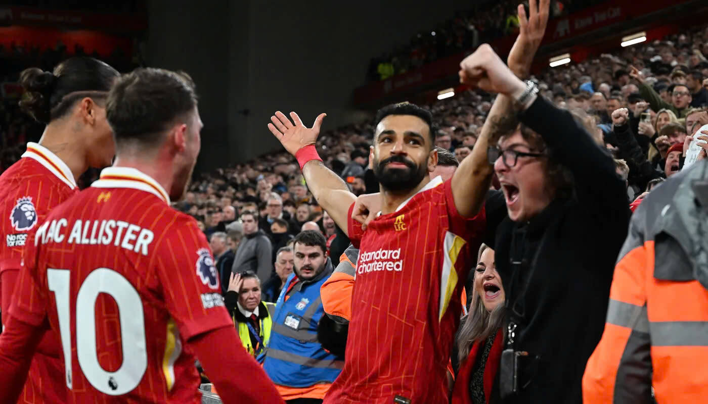 Co dong vien Liverpool dang rat mong cho Salah gia han hop dong.  Anh: LFC