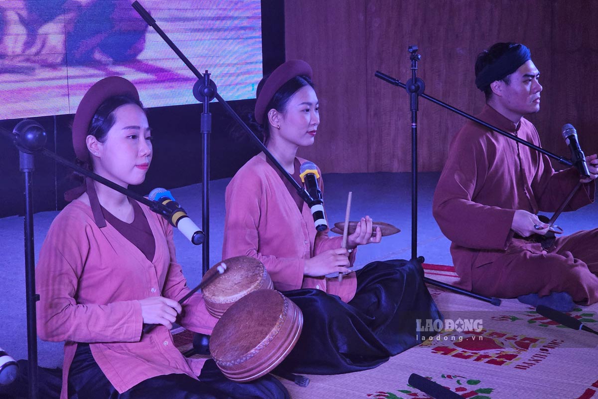 Pilot program of Hat Xam for community tourism in Quang Ninh. Photo: Doan Hung