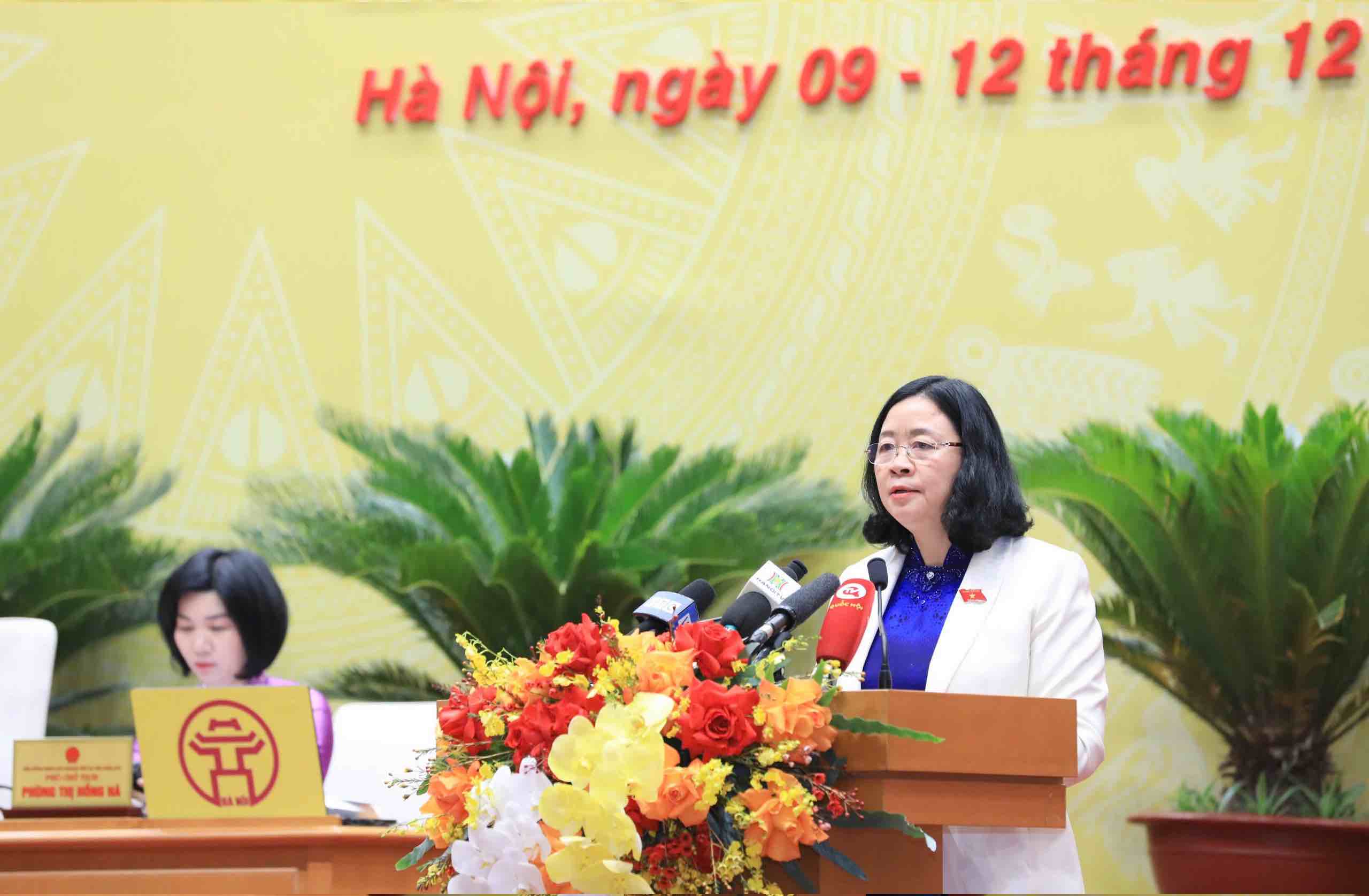 Bi thu Thanh uy Ha Noi Bui Thi Minh Hoai phat bieu chi dao tai ky hop. Anh: HDND TP Ha Noi