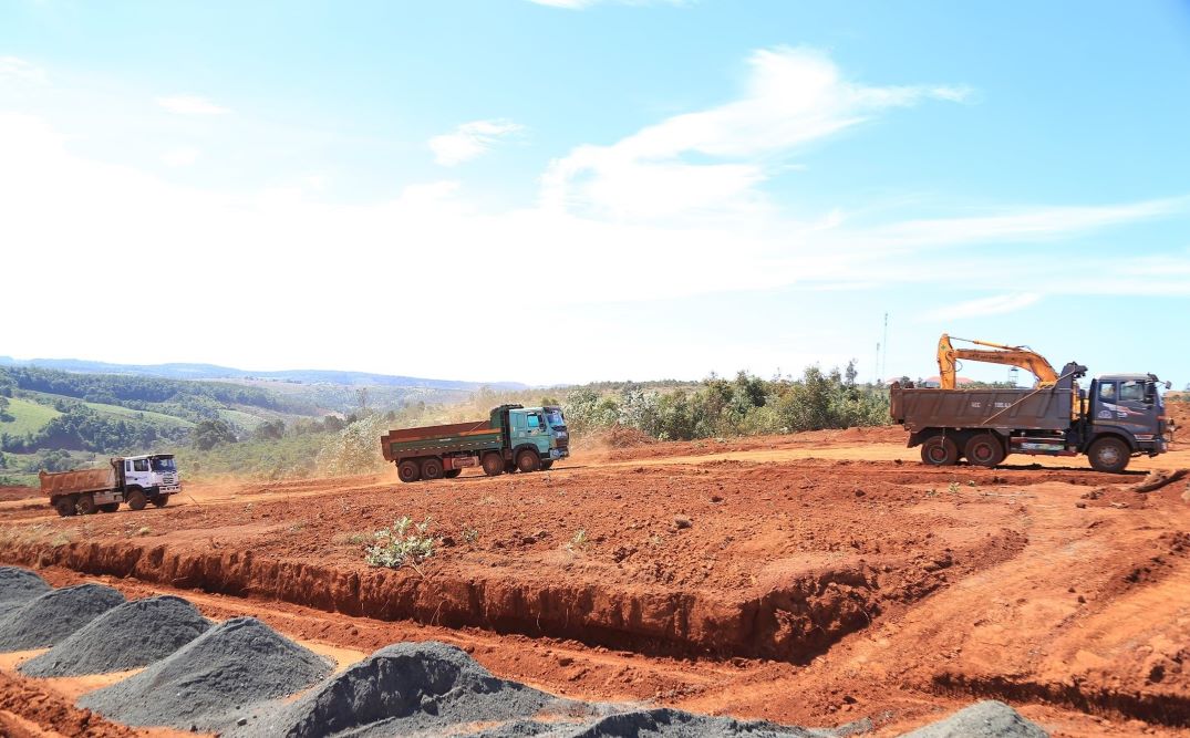 The project is being urgently deployed to reach the finish line in December 2024. Photo: Le Phuoc