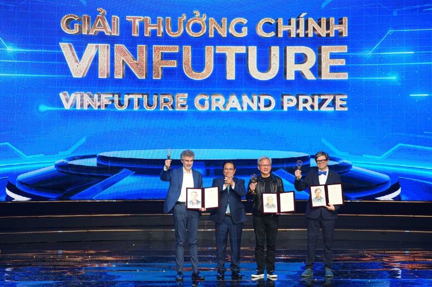 Theo Giao su Friend, viec VinFuture ghi nhan dong gop cua ong Jensen Huang phan anh thuc te quan trong cua khoa hoc hien dai la su ket hop giua nghien cuu va ung dung cong nghe. Anh: VinFuture.