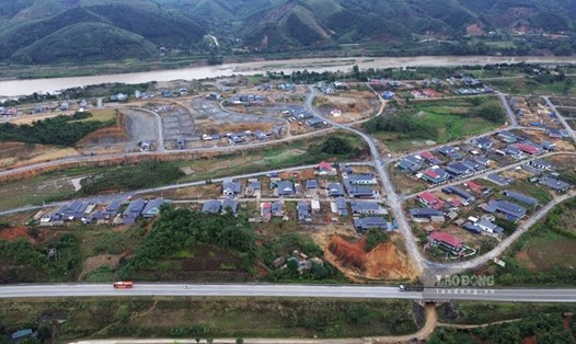 Toàn cảnh khu tái định cư của dự án xây dựng sân bay Sa Pa. Ảnh: Đinh Đại