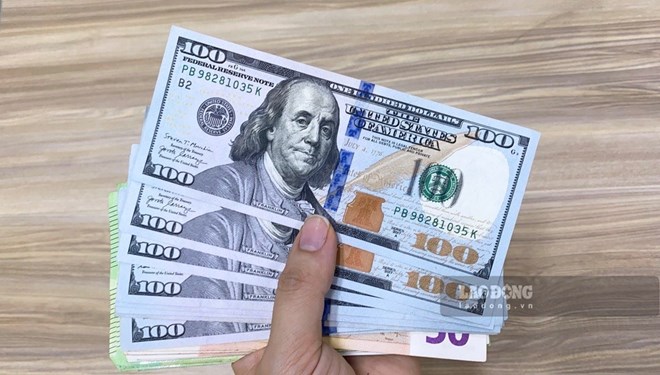 Asset managers must reconsider their forecasts of a weakening US dollar. Photo: Tra My.