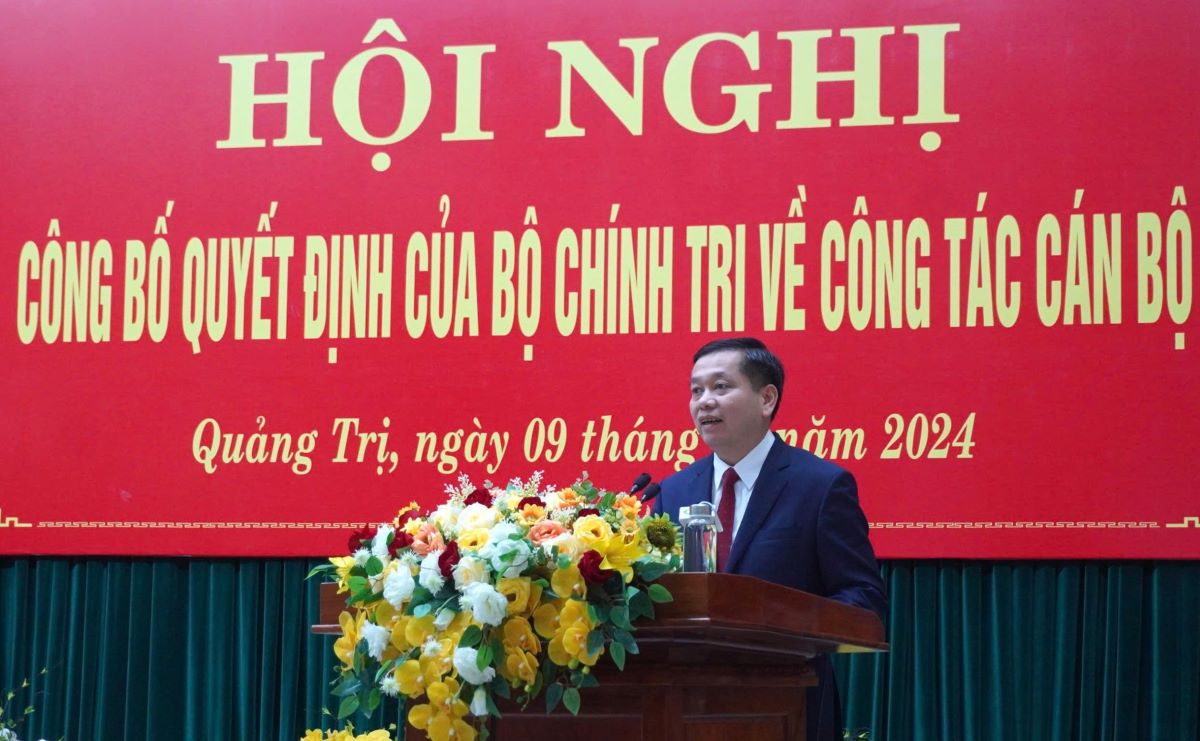 New Secretary of Quang Tri Provincial Party Committee Nguyen Long Hai speaks at the inauguration ceremony. Photo: Hung Tho.