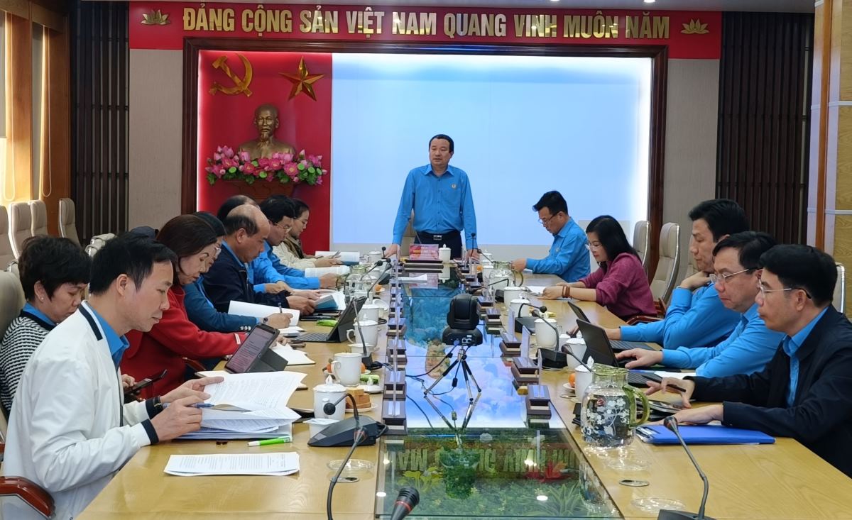 The Standing Committee of the Hai Phong City Labor Federation held the 8th conference, term XV. Photo: Mai Dung