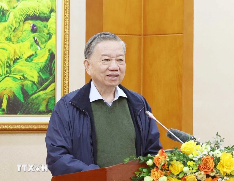 General Secretary To Lam emphasized the need for the Central Economic Committee to revolutionize its thinking and organizational structure. Photo: VNA