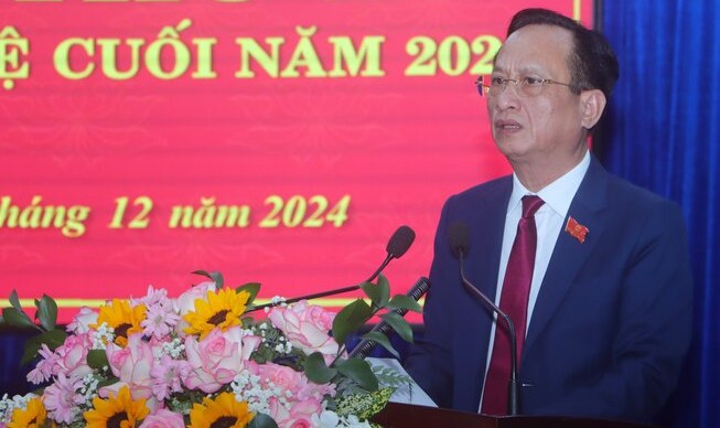 Bac Lieu Chairman said that with the current staffing situation, performing tasks is difficult, streamlining is even more difficult. Photo: Nhat Ho