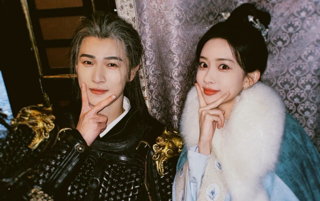 Meng Ziyi and Li Junhui behind the scenes of the movie "The Nine Deadly Sins". Photo: Weibo