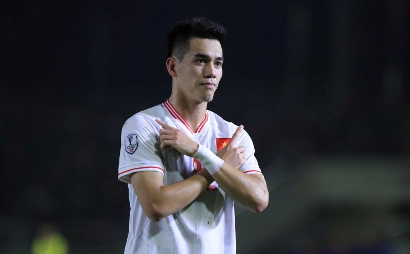 Tien Linh scored the second goal for Vietnam against Laos at the ASEAN Cup 2024. Photo: Minh Dan