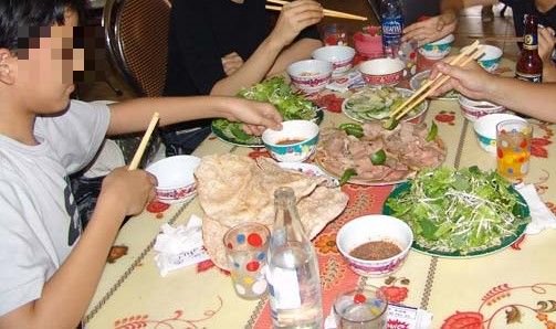 Bê thui Cầu Mống - món ẩm thực dân dã của Quảng Nam, nhưng đang rất thu hút du khách, như một món ăn đặc trưng của đất Quảng. Ảnh T.H
