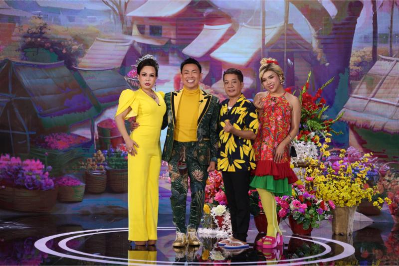 Việt Hương làm chương trình Tết. Ảnh: NSX.