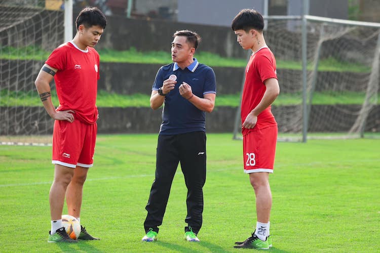 Huấn luyện viên Nguyễn Đức Thắng được tin tưởng khi dẫn dắt Thể Công Viettel. Ảnh: Viettel FC