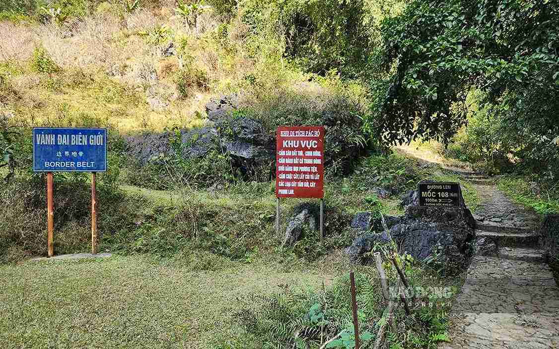 Cũng tại khu di tích quốc gia đặc biệt Pác Bó, mốc 108, nơi ghi dấu những bước chân đầu tiên rảo bước trên đất Việt Nam của Người.