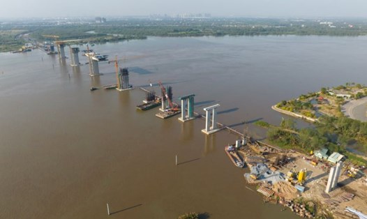 Cầu Nhơn Trạch nối TPHCM và Đồng Nai - thuộc dự án Vành đai 3 TPHCM. Ảnh: Anh Tú