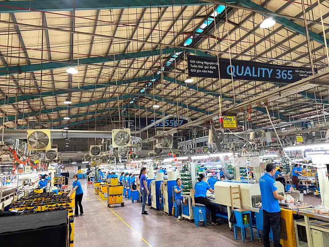Không khí lao động sản xuất tại nha máy Công ty TNHH Changshin Việt Nam trong ngày làm việc đầu năm sau Tết Nguyên đán 2024. Ảnh: Hà Anh Chiến 
