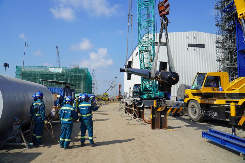 Thi công tại nhà máy điện Nhơn Trạch 3. Ảnh: Hà Chiến