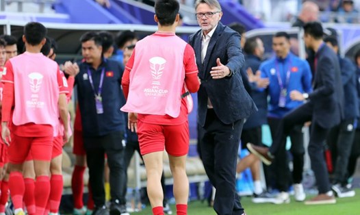 Bóng đá Việt Nam cần sự thay đổi để cùng Huấn luyện viên Philippe Troussier bước đi trong giai đoạn mới. Ảnh: VFF
