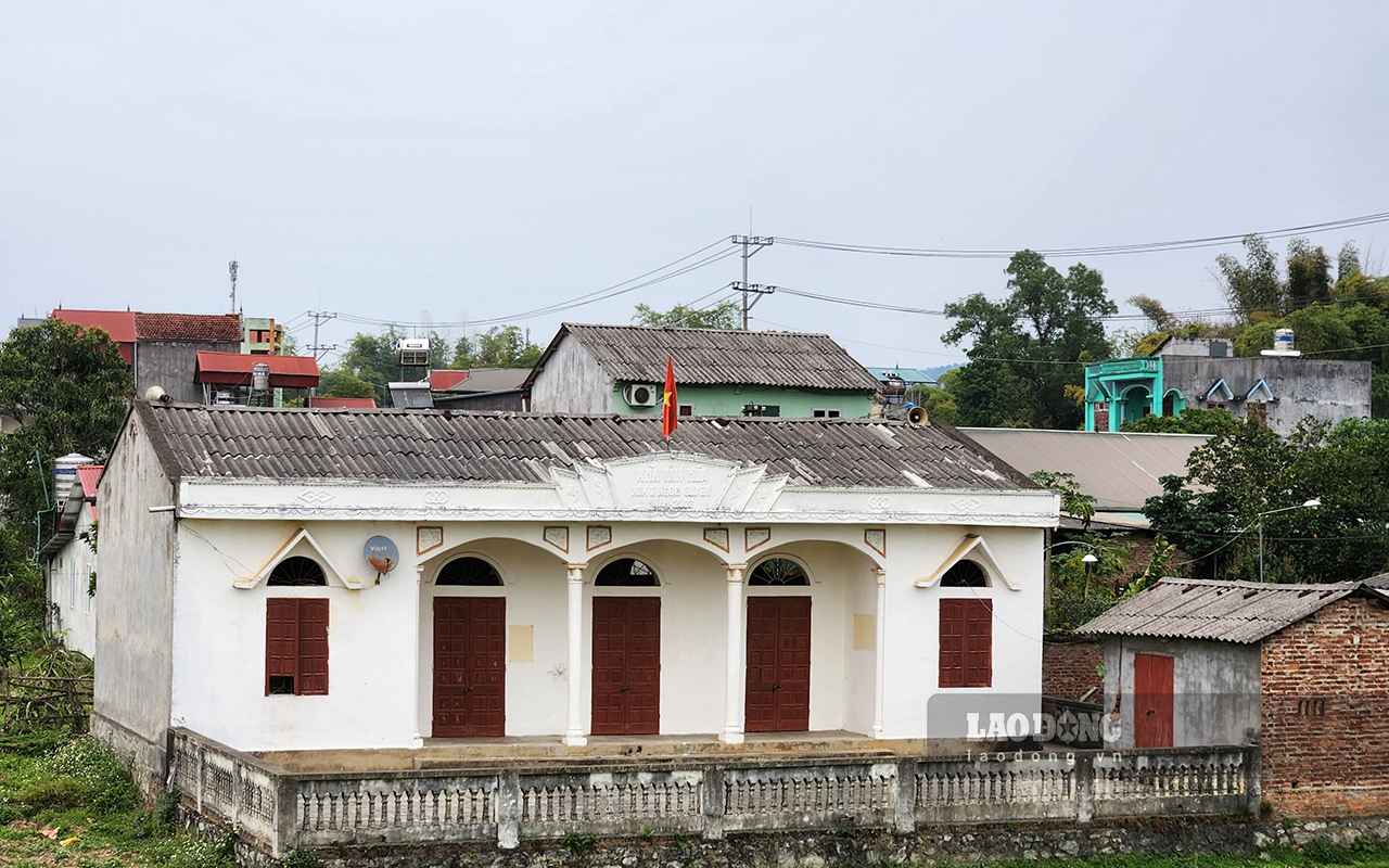 Nhà văn hoá xóm Đồng Chúp - nơi sinh hoạt văn hoá của các hộ dân. 