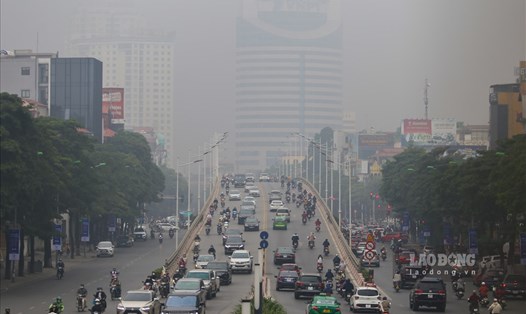 Dự báo Hà Nội ngày mai 17.2 có sương mù vào sáng sớm. Ảnh: Tô Thế